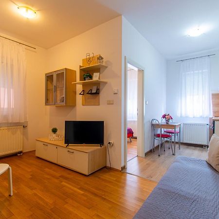 Flexible Selfcheckins 57 - Zagreb - Parking - New Apartment Exterior foto